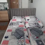 Aparta Lotnisko Lejlighed